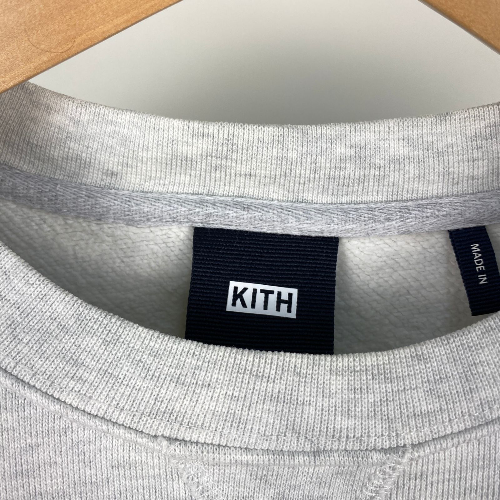 KITH クルーネックスウェット メンズ L グレー系【中古】 - メルカリ