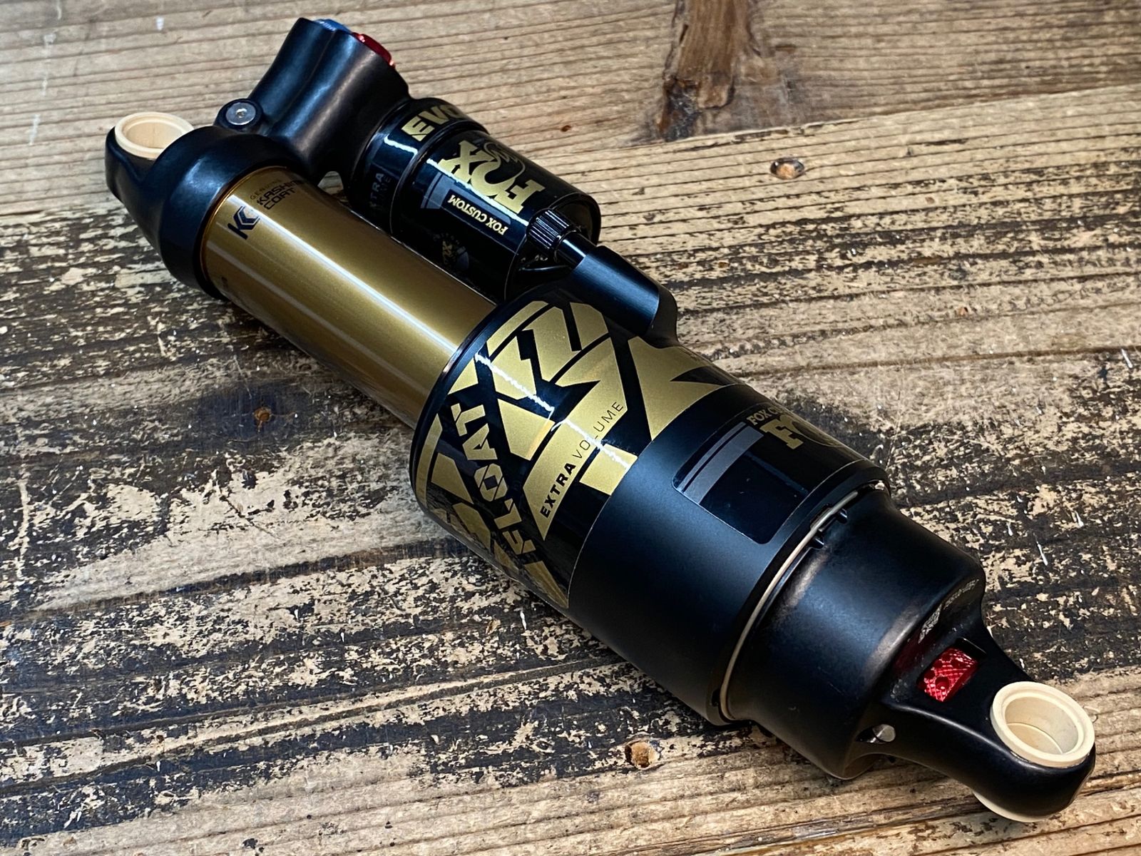 JF967 フォックス FOX FACTORY SERIES FLOAT X2 EVOL カシマコート リアサスペンション 230mm