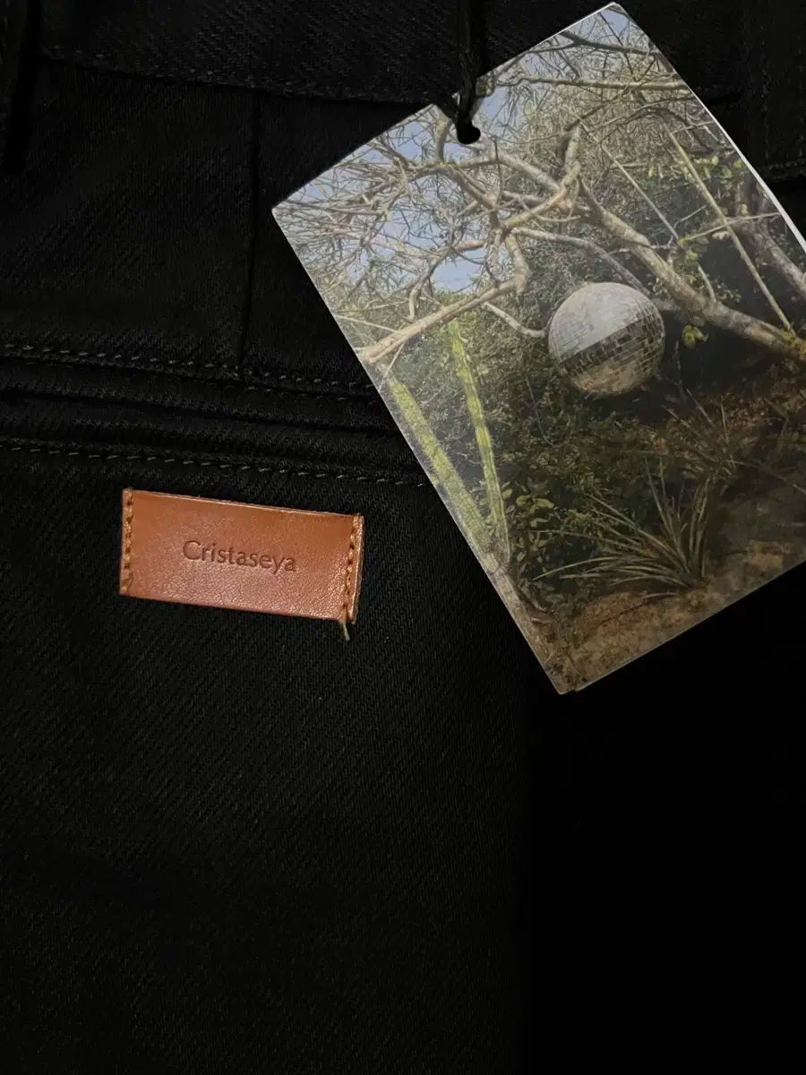 美品　Cristaseya BLACK DENIM ブラック　デニム　XS 美品 Cristaseya BLACK DENIM ブラック デニム XS Xs ) クリスタ・セヤ