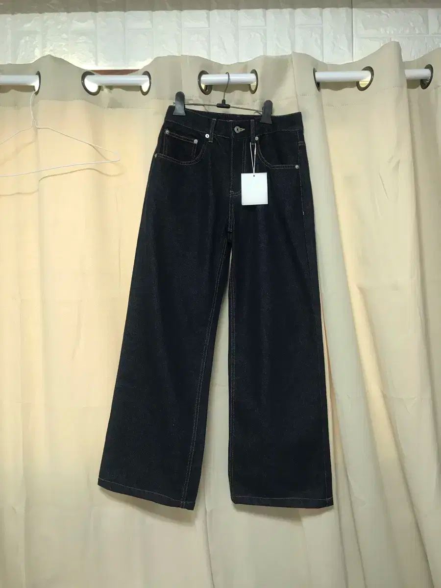 ドゥウィル 生デニム