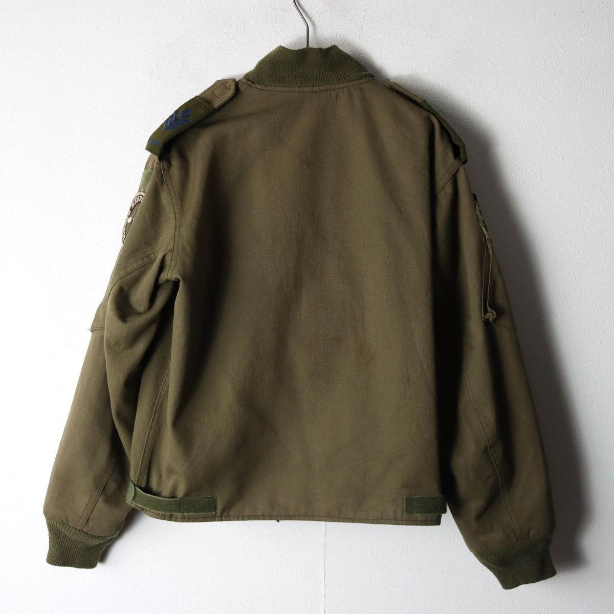 カナダ軍 フライトジャケット カーキ size M程度 - メルカリ