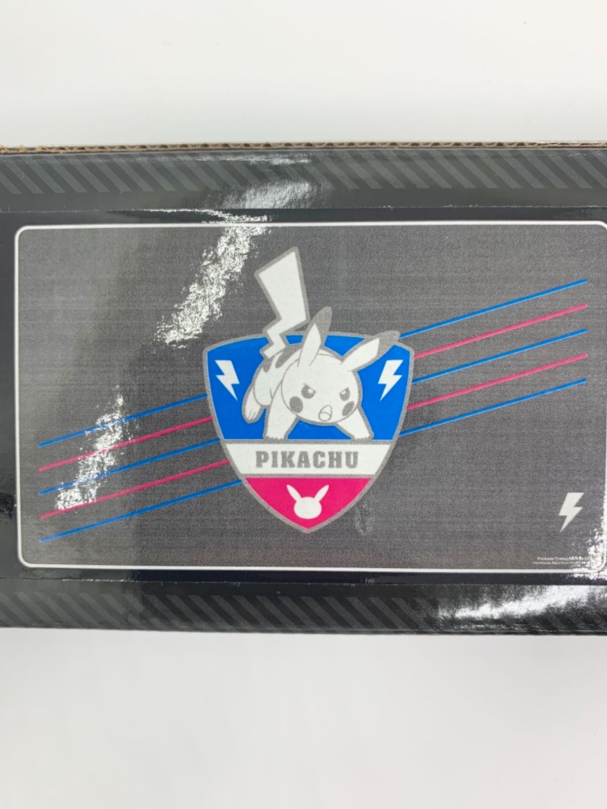 海外ポケモンセンター限定 ポケモンカード プレイマット ピカチュウ