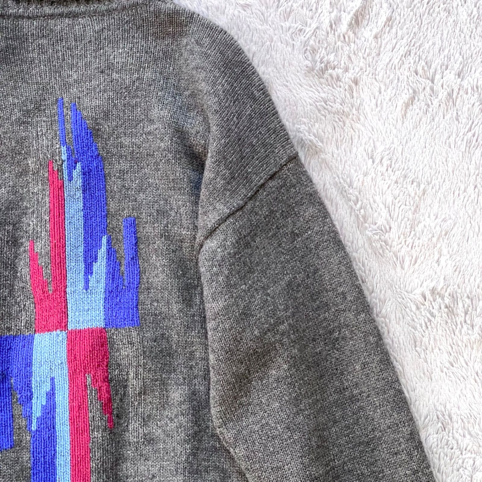 ジャガードニット