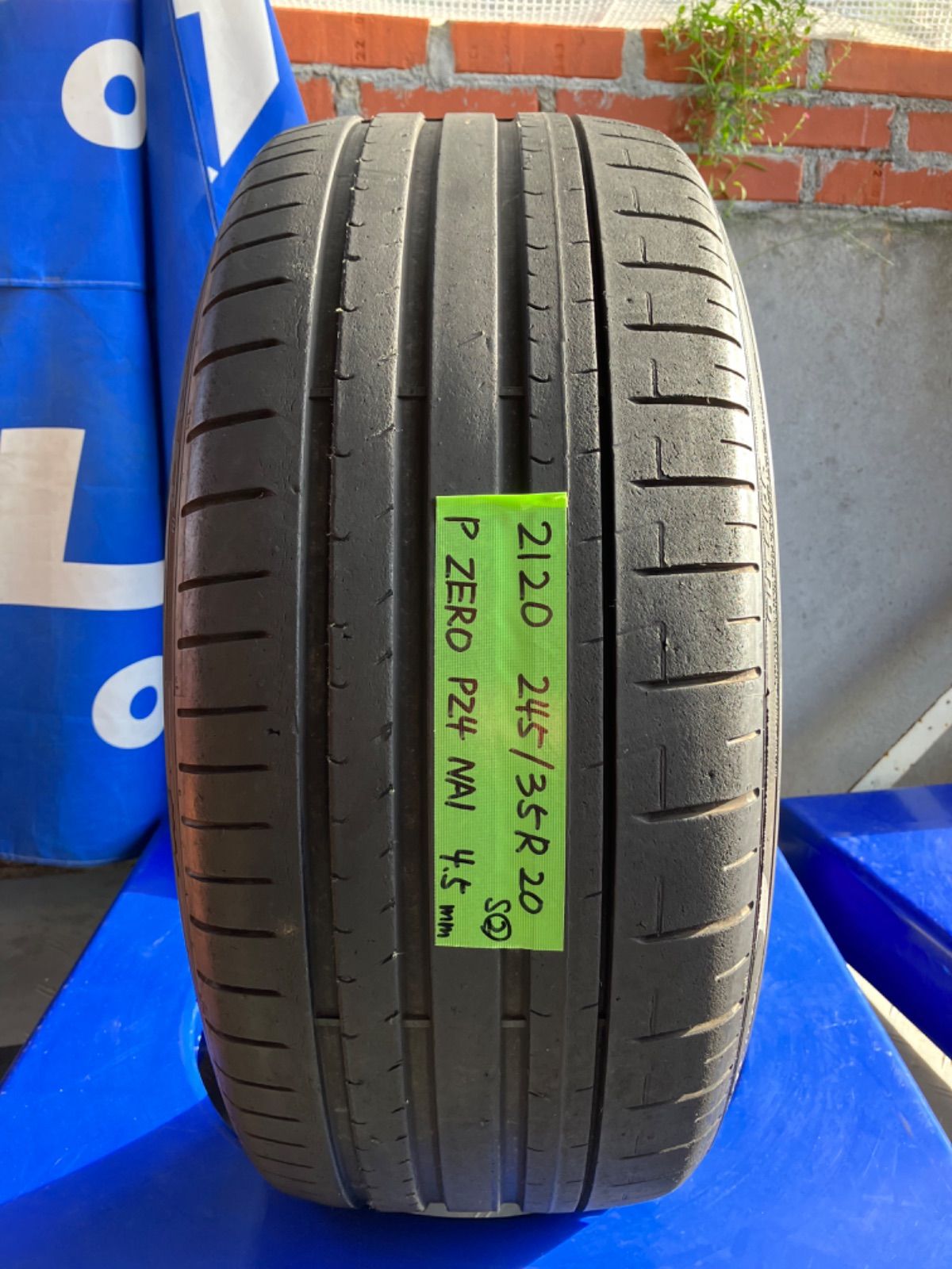 送料込み］PIRELLI P ZERO PZ4 NA1 ピレリ ピーゼロ PZ4 NA1 ポルシェ 