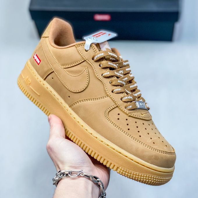 Nike Air Force 1 Low Supreme