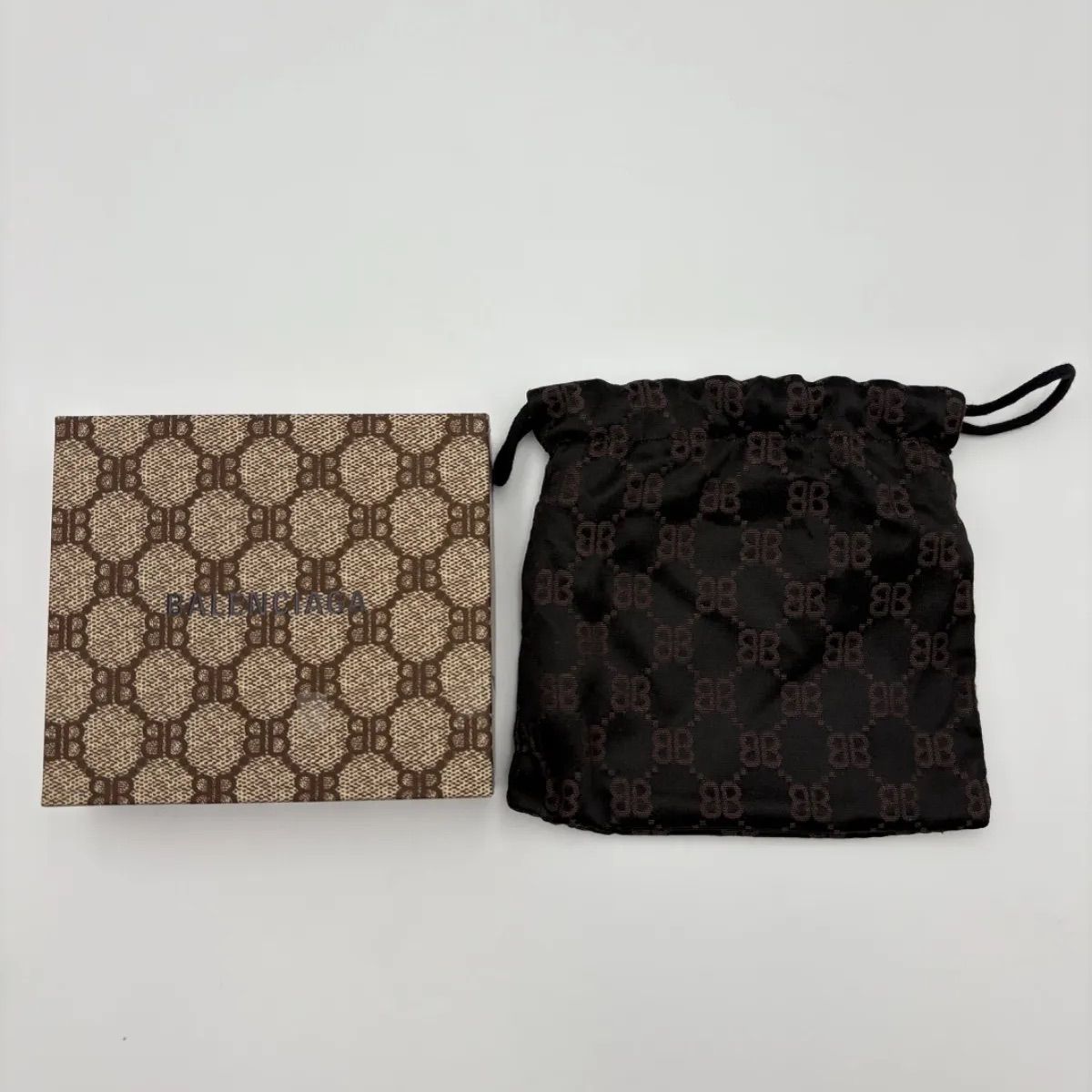 グッチ×バレンシアガ GUCCI×BALENCIAGA コラボ 二つ折り財布 ブラック