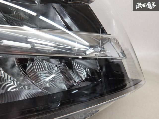 TOYOTA トヨタ 純正 M900A ルーミー ヘッドライト ヘッドランプ LED 右