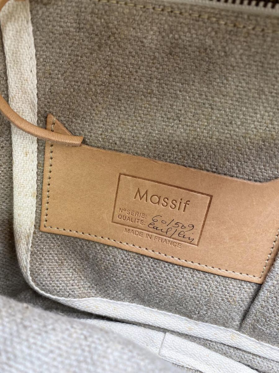 ジュストカンパーニュ JUST CAMPAGNE Massif マッシフ Just