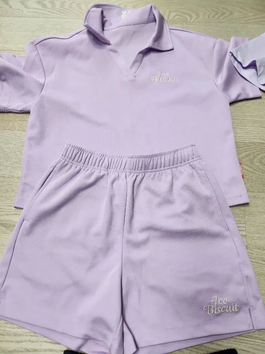 夏 服