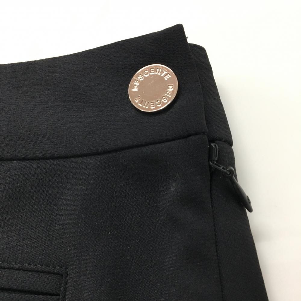 美品】デサントゴルフ LUXE COLLECTION スカート 黒 スワロフスキー