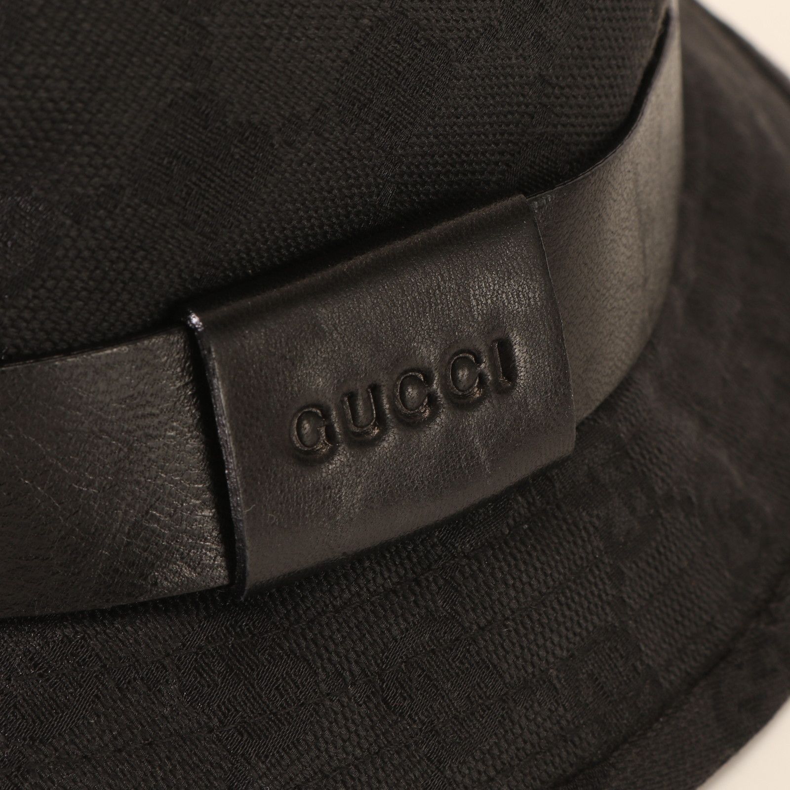 美品 グッチ GGキャンバス レザー バケット ハット 帽子 人気 流行