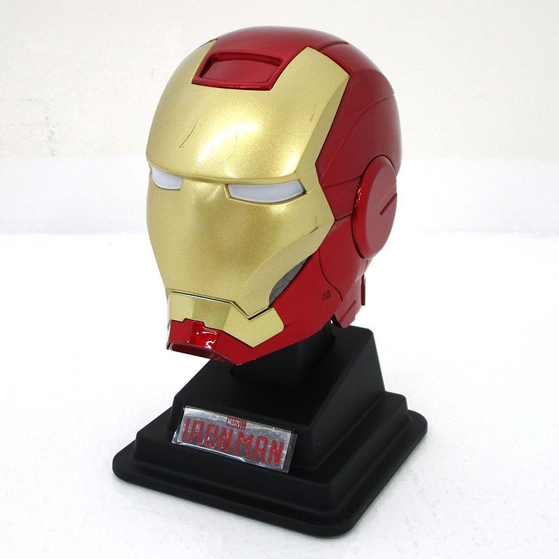 ★海外限定★ CASETiFY アイアンマンコラボ エアポッズケース ☆海外限定☆ CASETiFY アイアンマンコラボ エアポッズケース