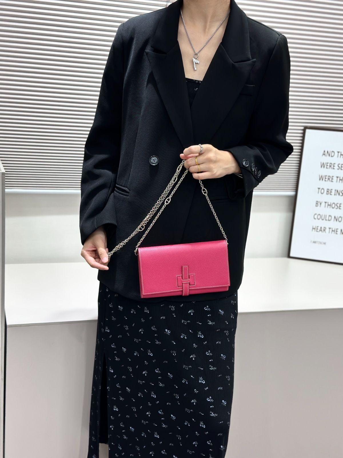【高級感♪プレゼントにも】HERME New H Passant  長財布 一つは欲しい☆】 HERMES《New H Passant 長財布》 (HERMES/長