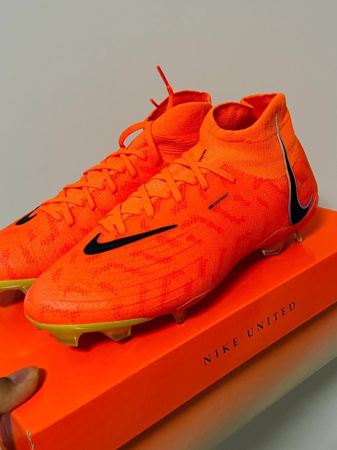 値下げ！ NIKEナイキ ファントムルナ エリート - メルカリ
