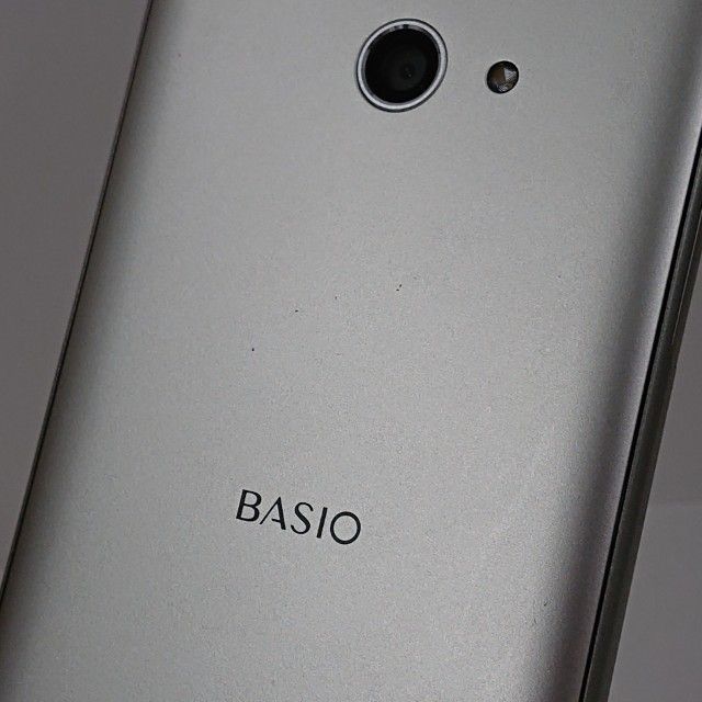 BASIO4 KYV47 au シャンパンゴールド 送料無料 本体 c14563