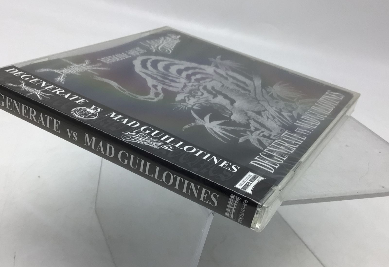 7302 【未開封CD】DEGENERATE vs MAD GUILLOTINES PUNK/HARDCORE