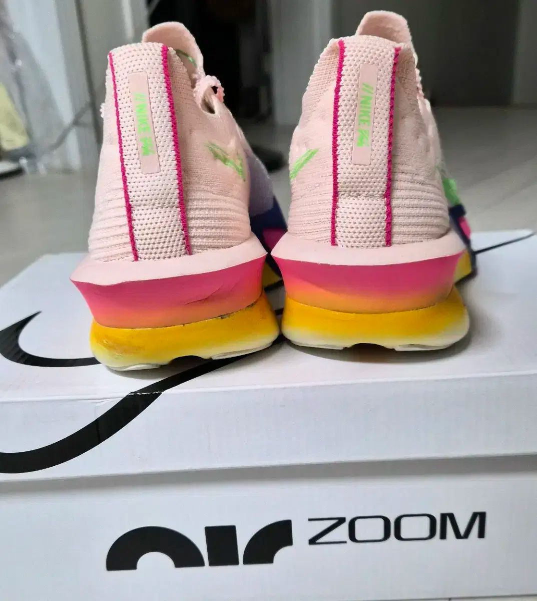 ナイキ アルファフライ ランニングシューズ OLIVEOS_COM_TR