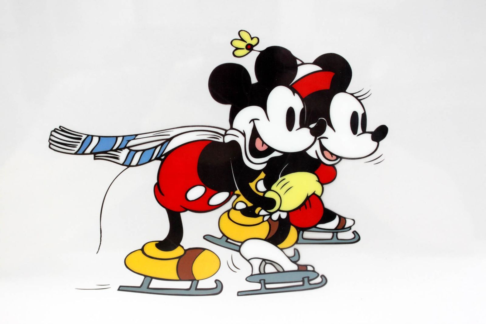 ディズニー セル画「氷上のミッキー&ミニー」展示用フック付