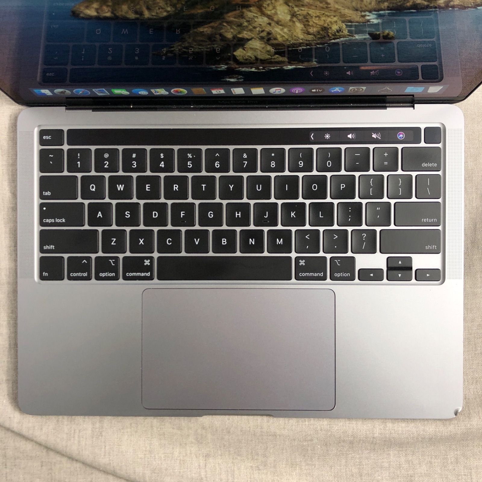 ジャンク!APPLE MacBookPro A2251○Core i7 2.3G 32G 2T