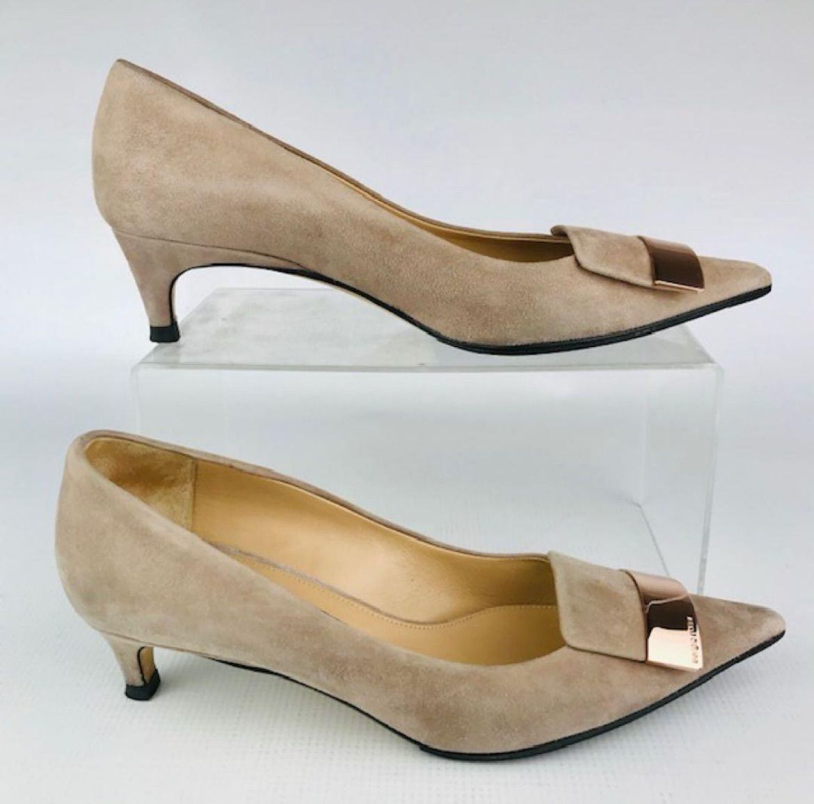 【美品】セルジオロッシ パンプス sr1 スエードレザー サイズ35 1/2 美品】セルジオロッシ パンプス sr1 スエードレザー サイズ35 1/2 sr1