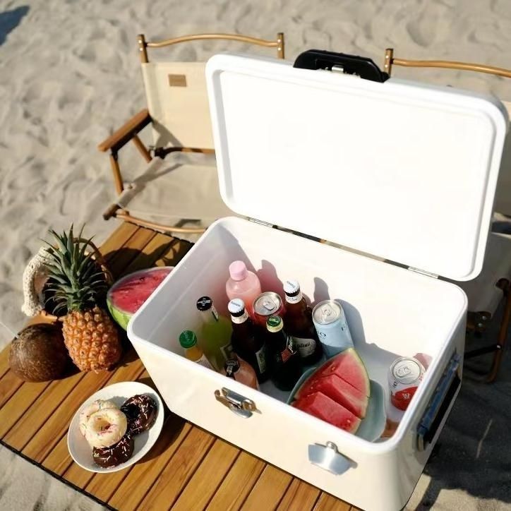 クーラーボックス