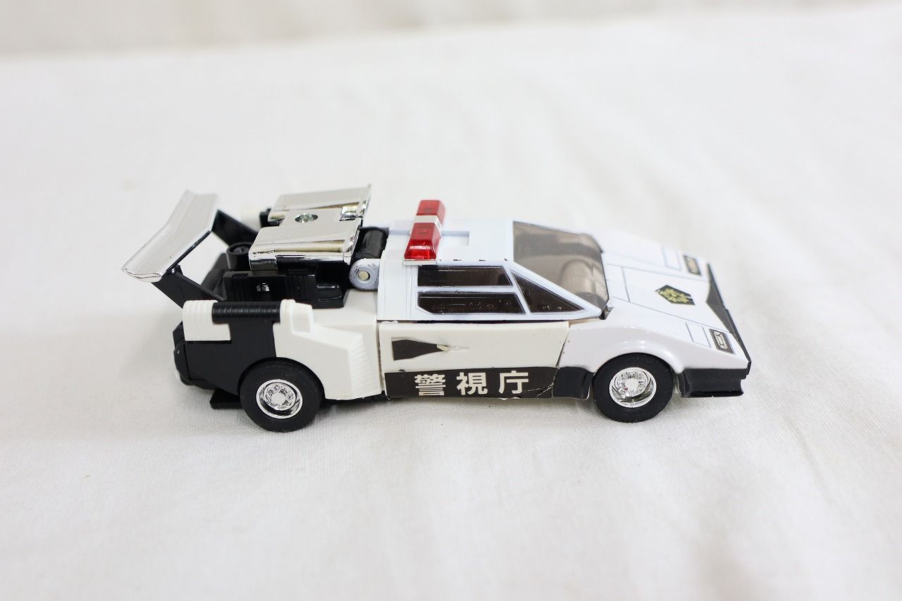 ○ダイアクロン カーロボット No.3 カウンタックLP500S パトカー