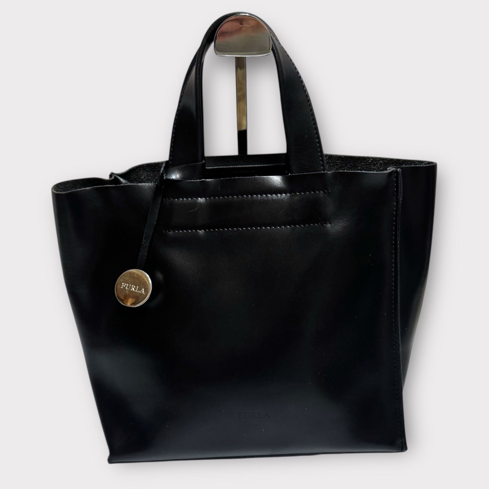 美品✨FURLA フルラディバイドイットハンドバッグトートバッグ黒