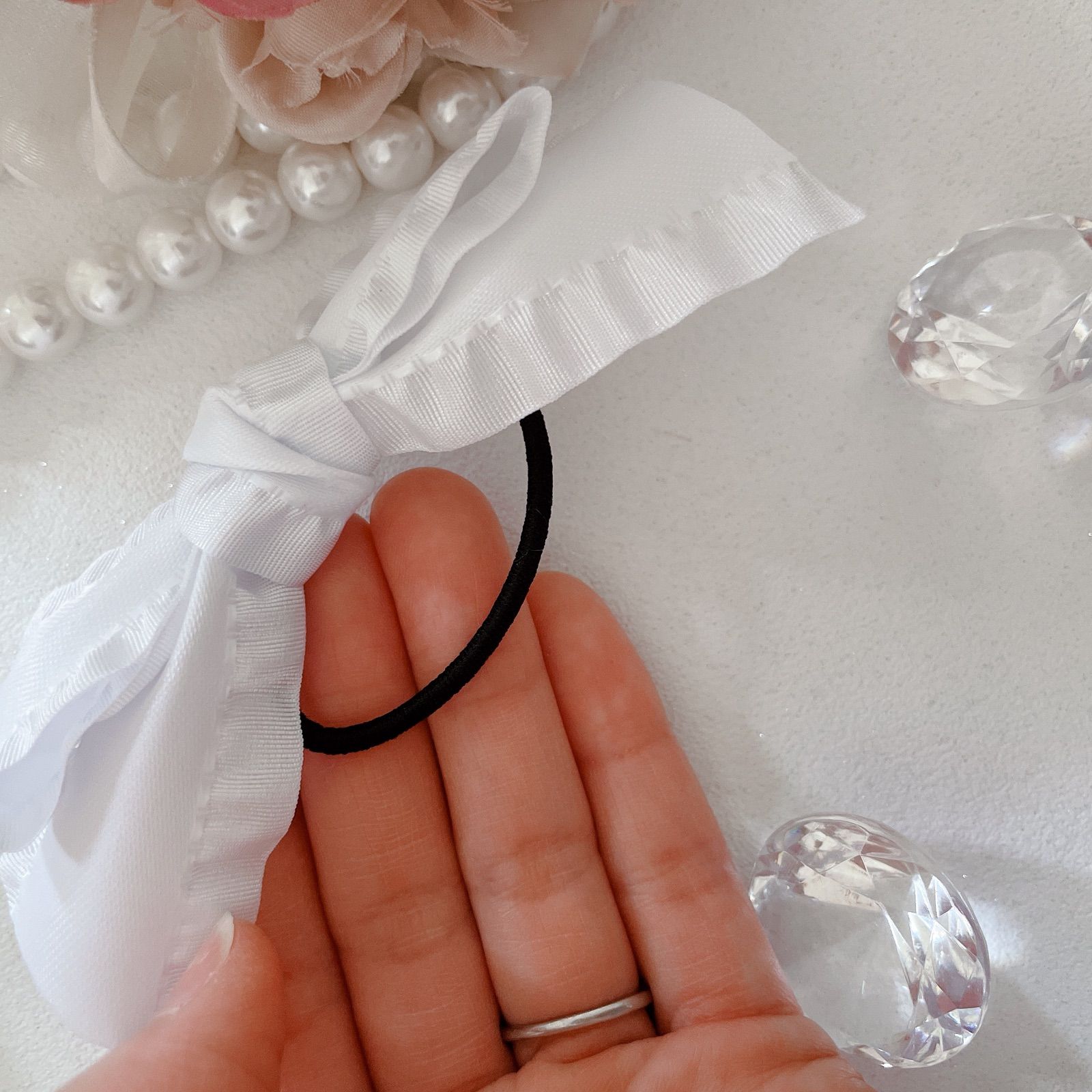 セレモニー♡フリルリボンヘアゴム キッズリボン - メルカリ 