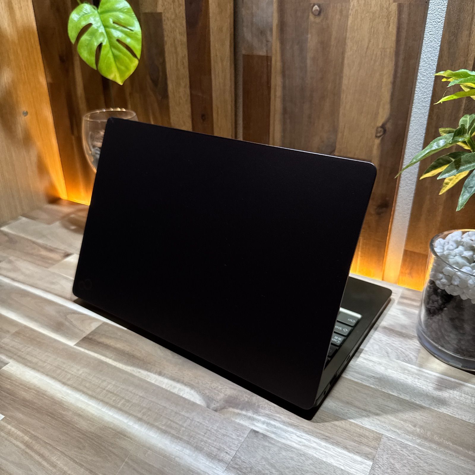 公式ショップ限定価格❣️/ 極美品‼️LIFEBOOK CH90/E3 Core i5 第11 
