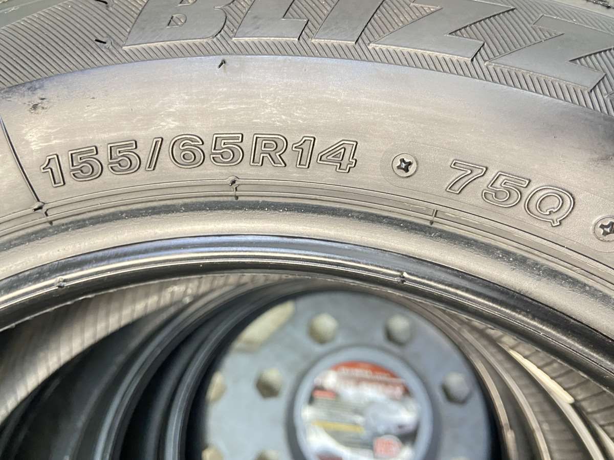 155/65R14 スタッドレス　深溝　ダンロップ　4本　送料込み　TS224 155/65R14 スタッドレス深溝ダンロップ4本送料込みTS224