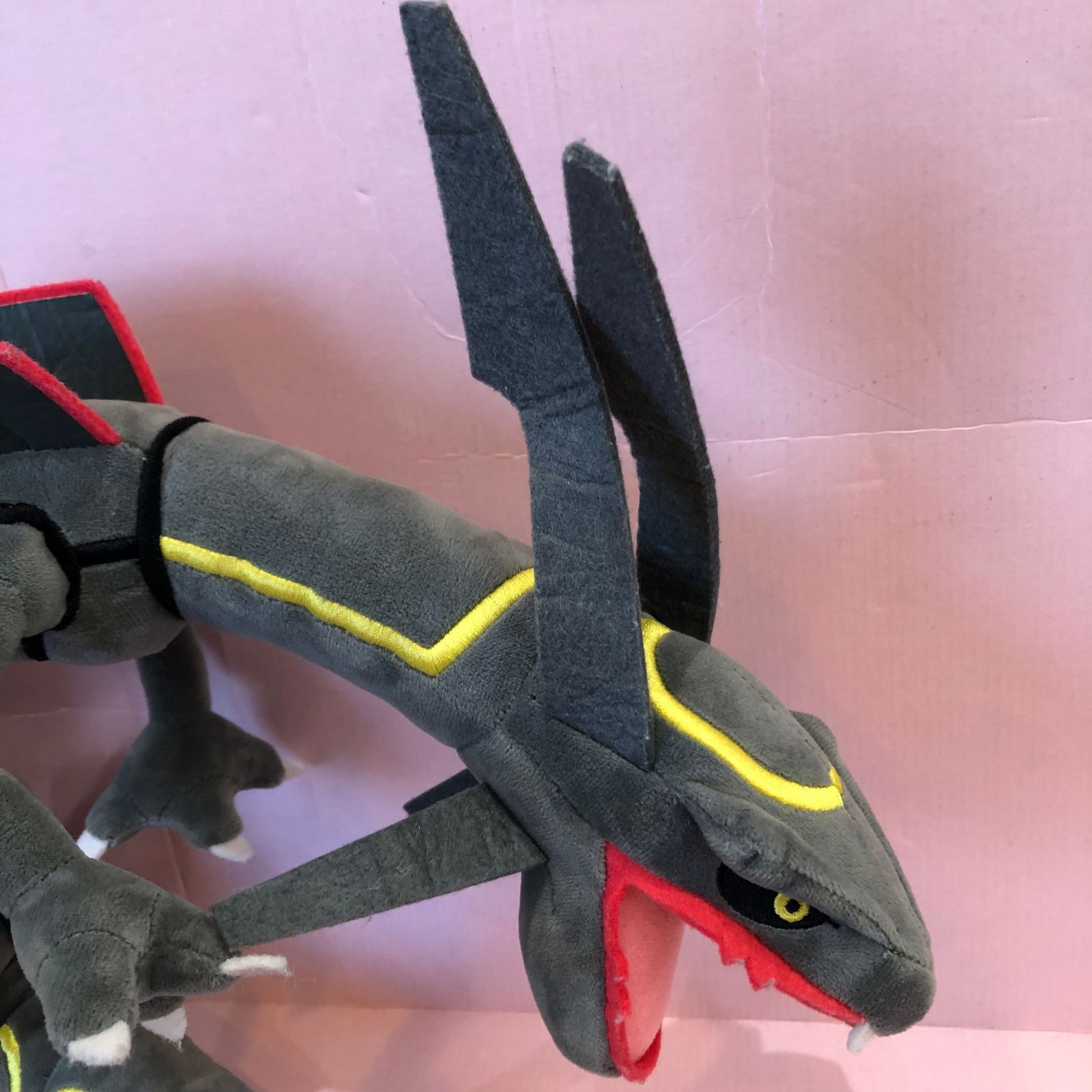 △ポケモン 黒いレックウザ ぬいぐるみ ※破損あり 中古品
