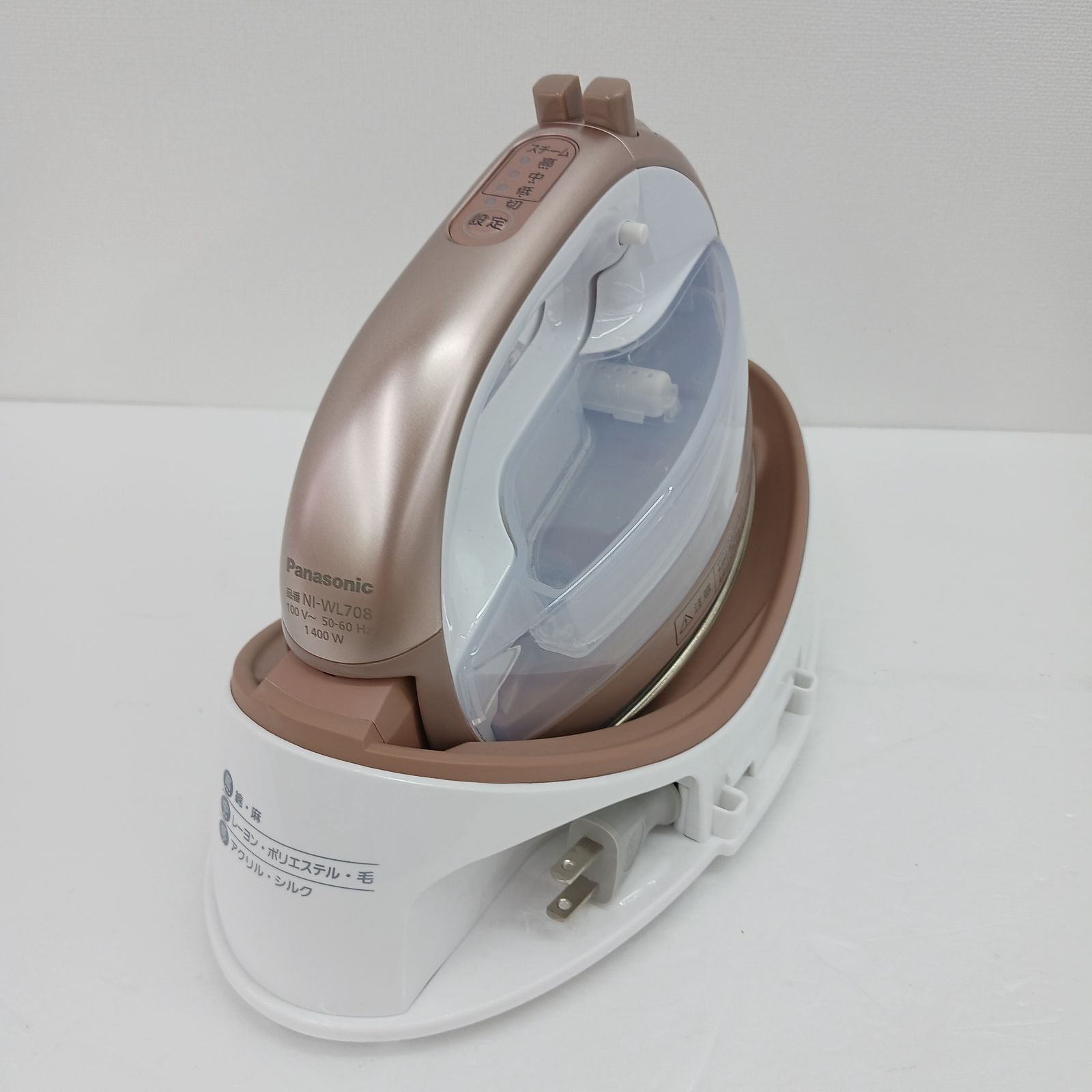 Panasonic コードレススチームアイロン NI-WL708-PN 概要 コードレス