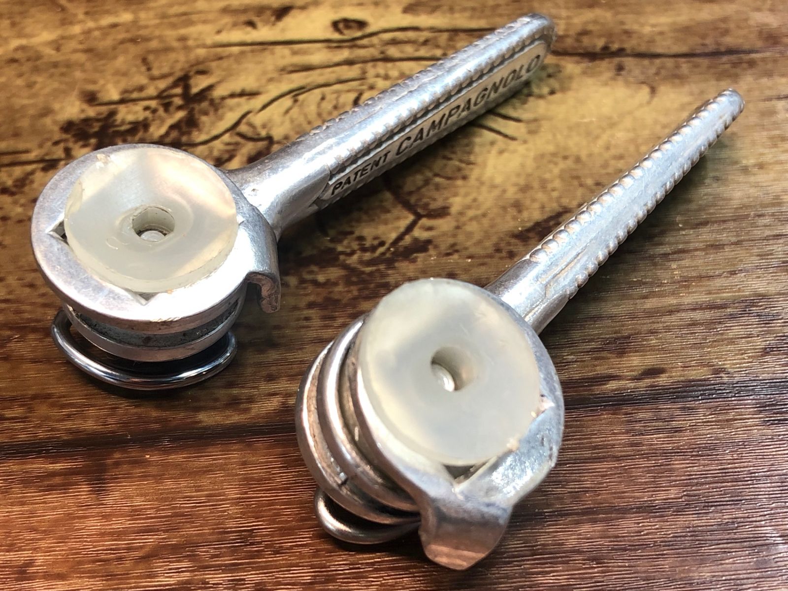 美品 カンパニョーロ\