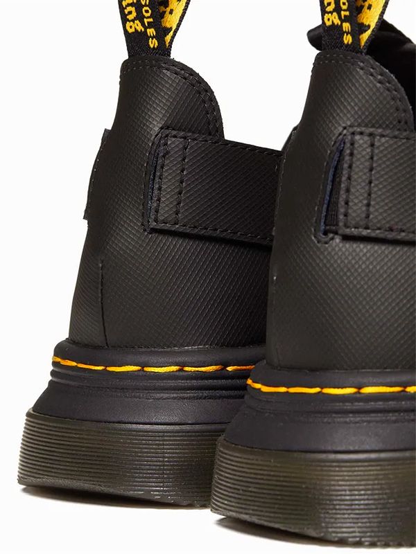 日本 Dr.Martens