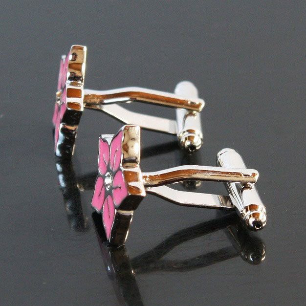 鎌倉カフス工房 ゴルフボール＆クラブ カフスボタン・カフリンクス メンズ ec040 結婚式 旦那 プレゼント ギフト 彼氏 父の日 誕生日プレゼント  楽天市場】鎌倉カフス工房 ゴルフバッグ カフスボタン・カフリンクス メンズ ec041 結婚式 旦那 プレゼント ギフト 彼氏 父の ... 鎌倉カフス工房 ゴルフバッグ カフスボタン・カフリンクス メンズ  ec041 結婚式 旦那 プレゼント ギフト 彼氏 父の日 誕生日プレゼント