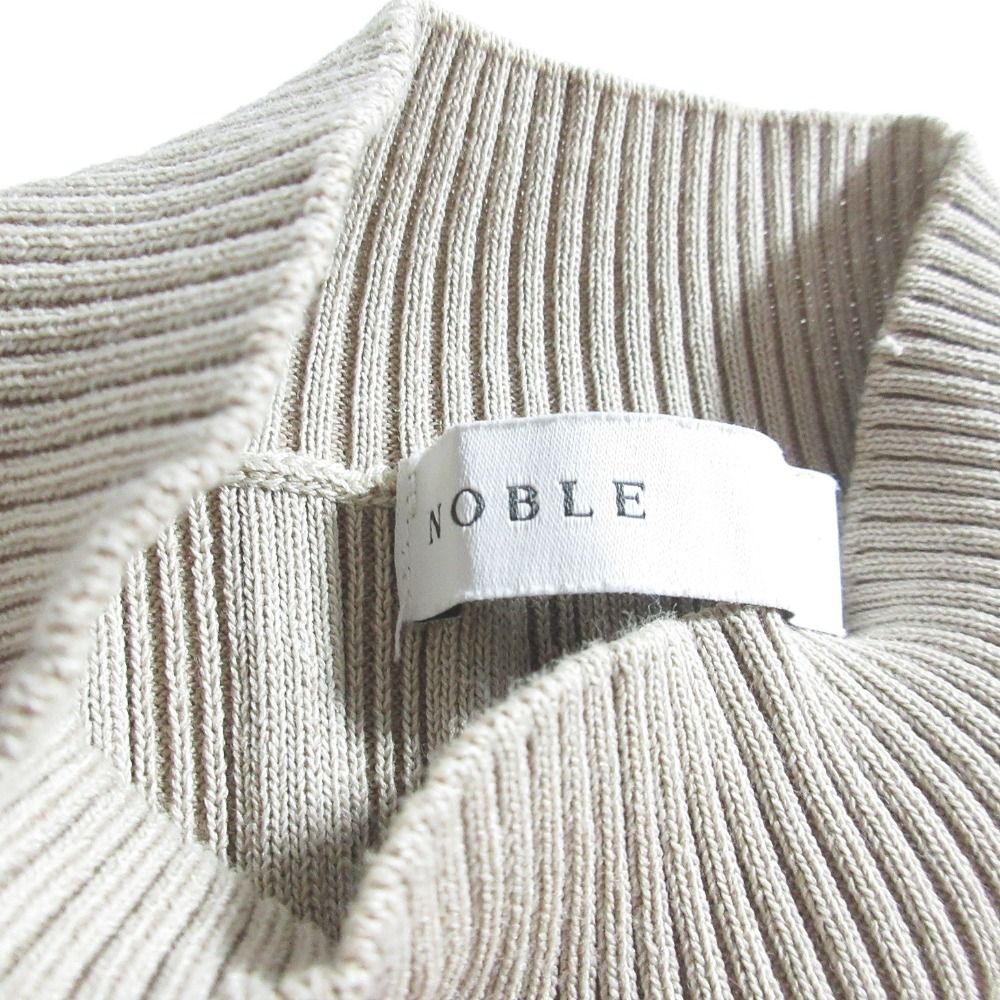 美品 Noble 針抜きシャドーボーダースリーブレスニットワンピース 36 Noble（ノーブル）の「針抜きシャドーボーダースリーブレス