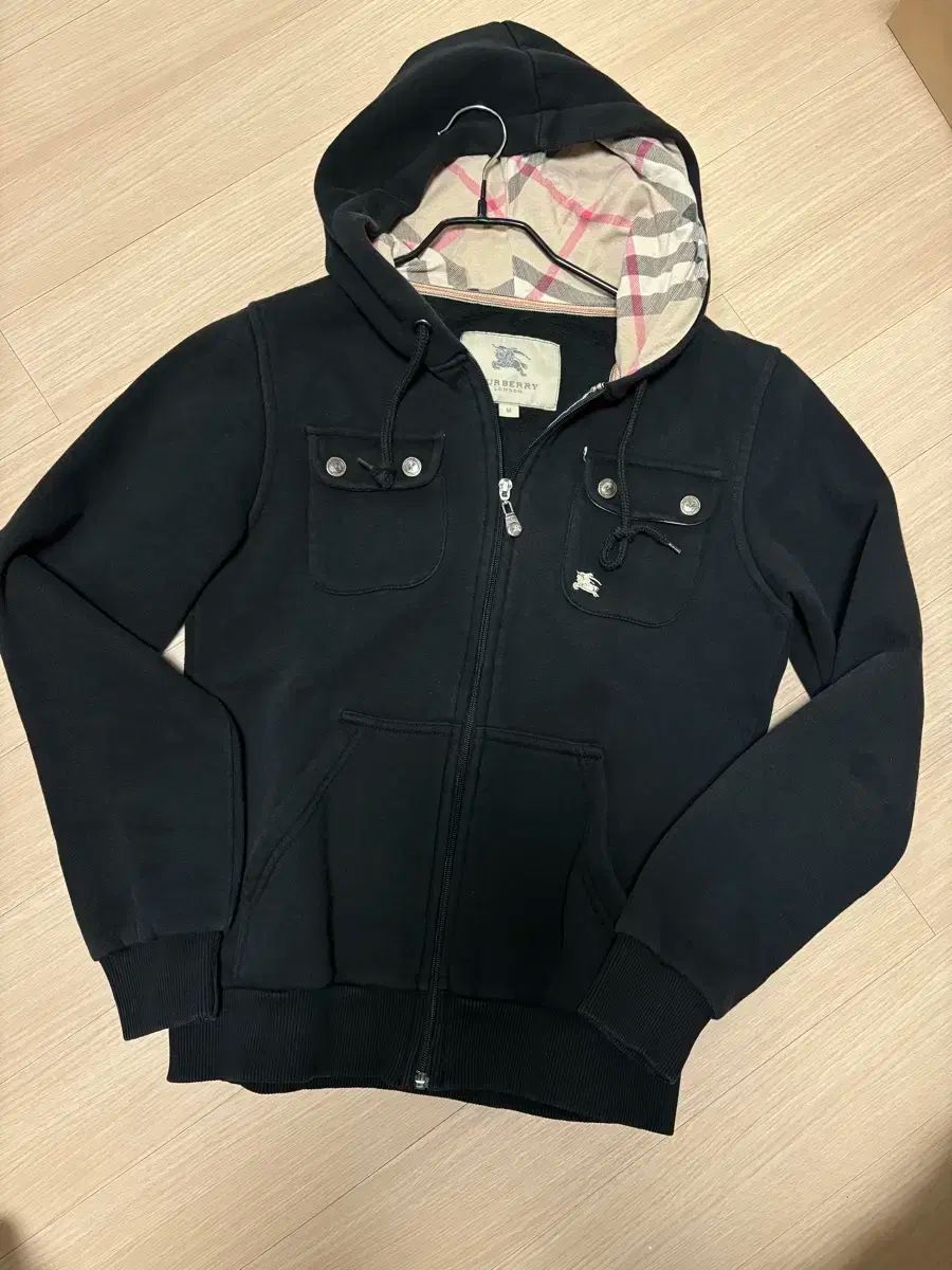 BURBERRY バーバリー ジップアップパーカー フード付き