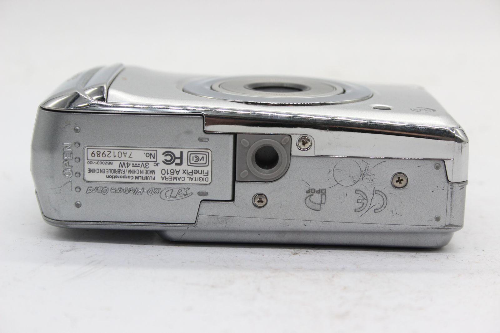 返品保証】 【便利な単三電池で使用可】フジフィルム Fujifilm Finepix 