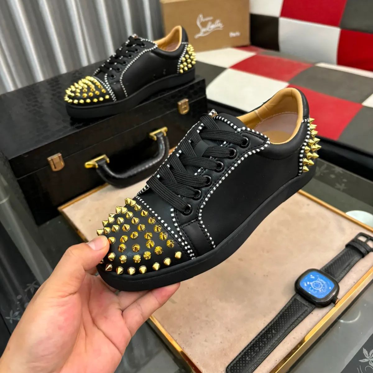 ルブタン、メンズシューズ （三越伊勢丹 | Christian Louboutin 