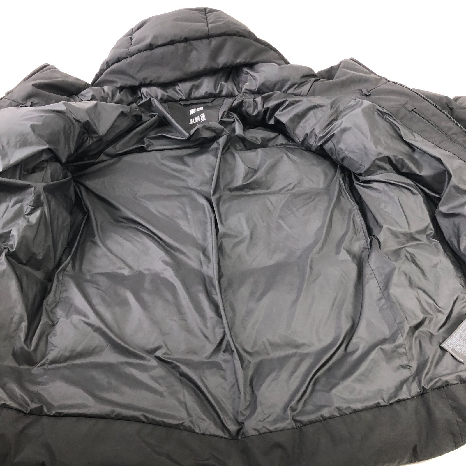 UNIQLO ユニクロ シームレスダウンパーカ（3Dカット）Lサイズ 黒