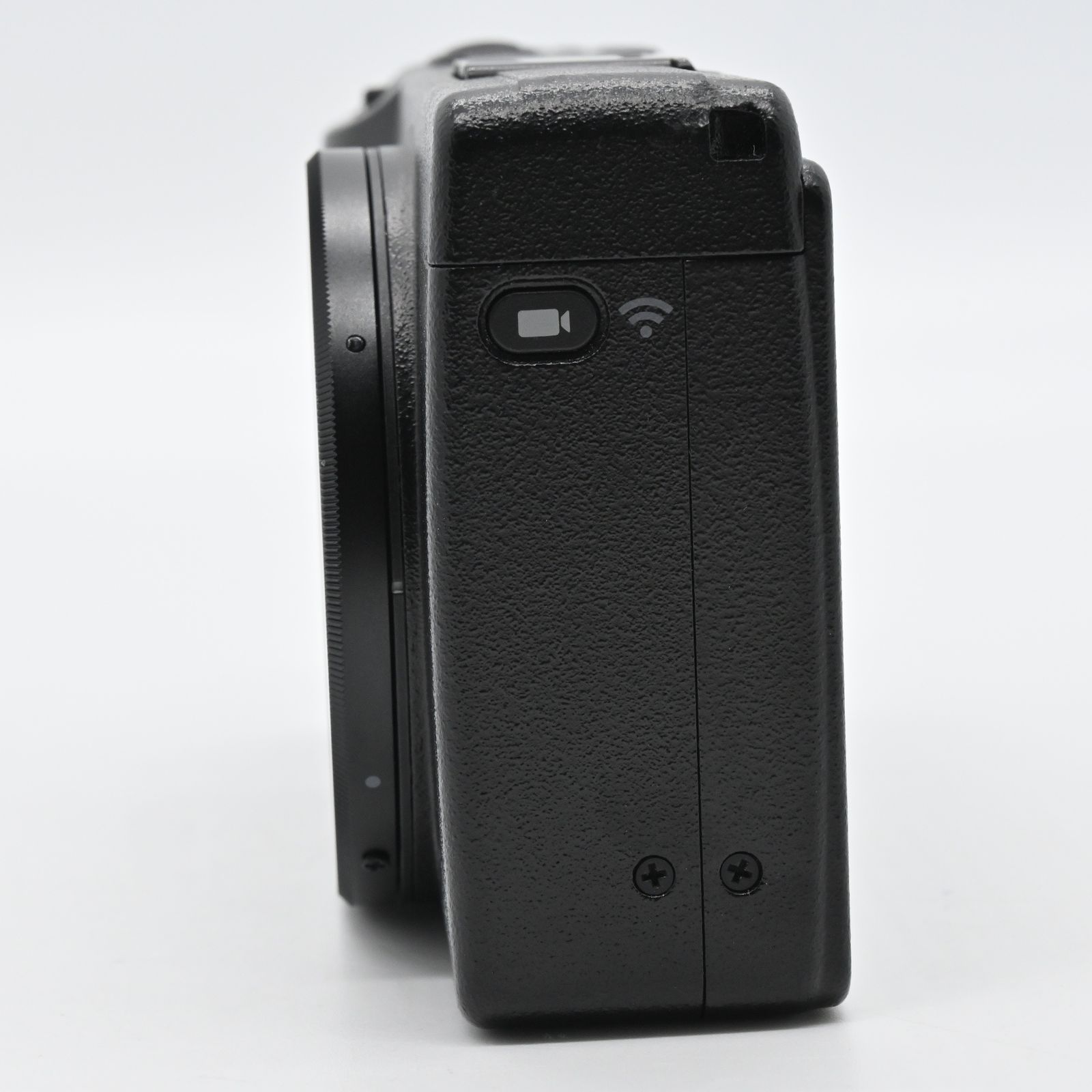 ショット数わずか1,231枚✨希少付属品付き✨リコー RICOH GR III ショット数わずか1,231枚✨希少付属品付き✨リコー RICOH GR III ショット