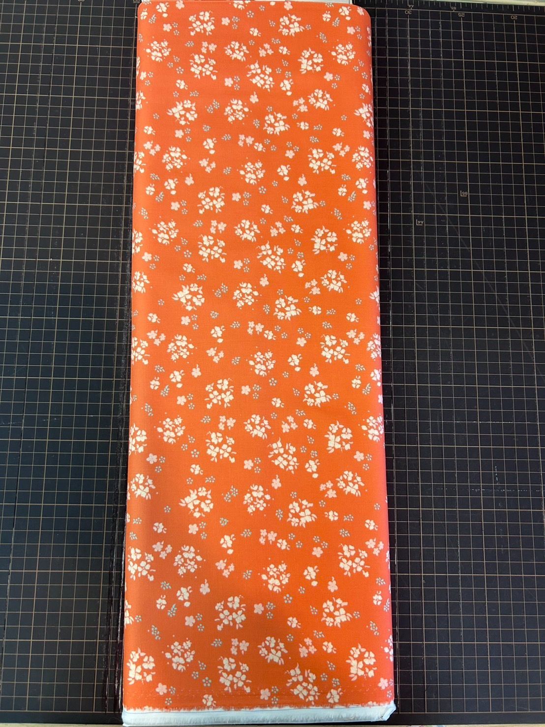 980 ローラ・アシュレイ Laura Ashley 幅約106-111cm×200cm - メルカリ