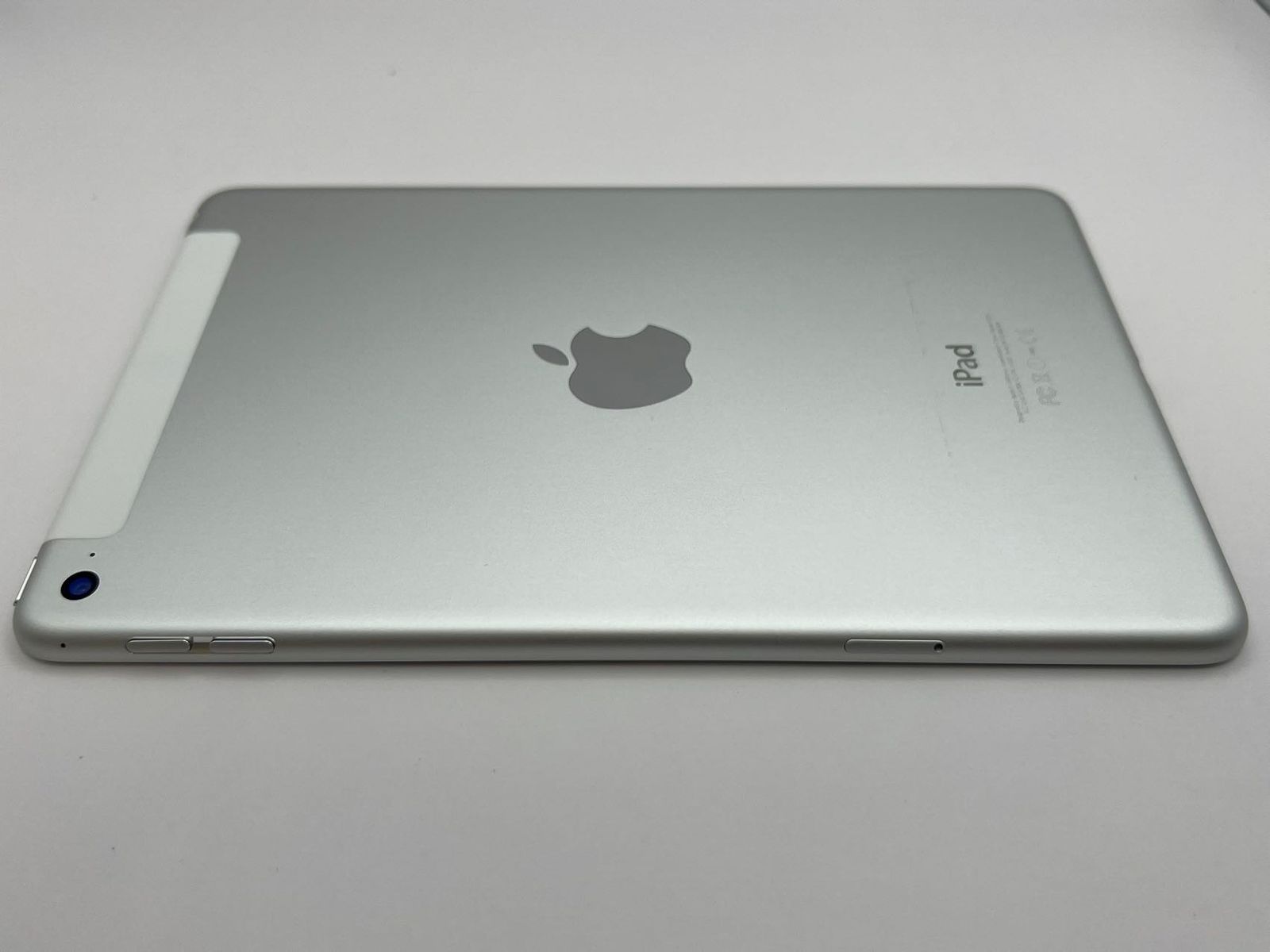 美品 iPad mini 第 4 世代 128GB シルバー - SIM u0026 Wi-Fiモデル