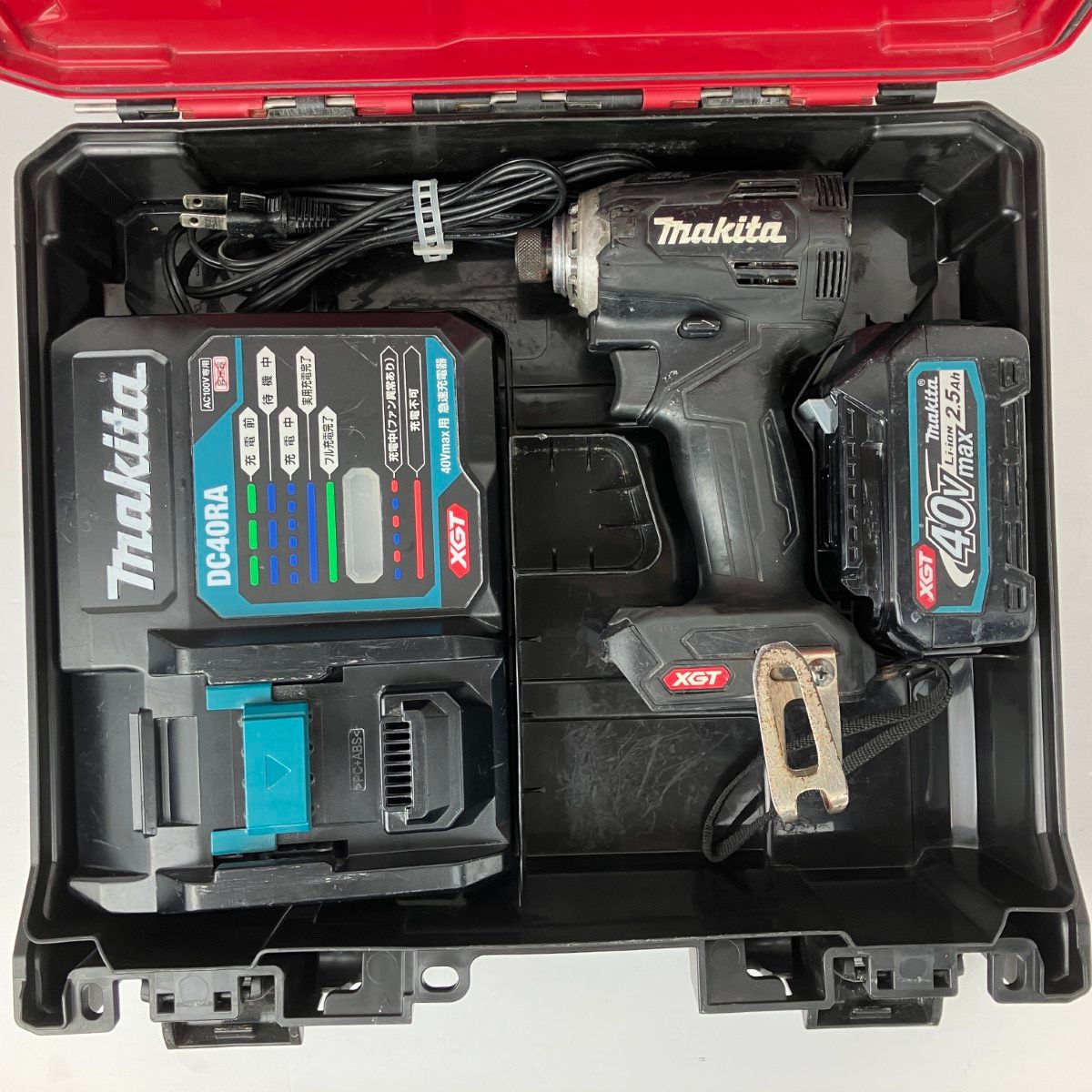 ♭♭MAKITA マキタ 40v 充電式インパクトドライバ 充電器・充