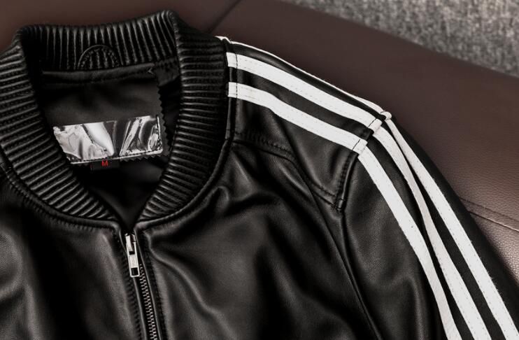 上質 メンズ レザー ジャケット カウハイド 牛革 フーデッドパーカー