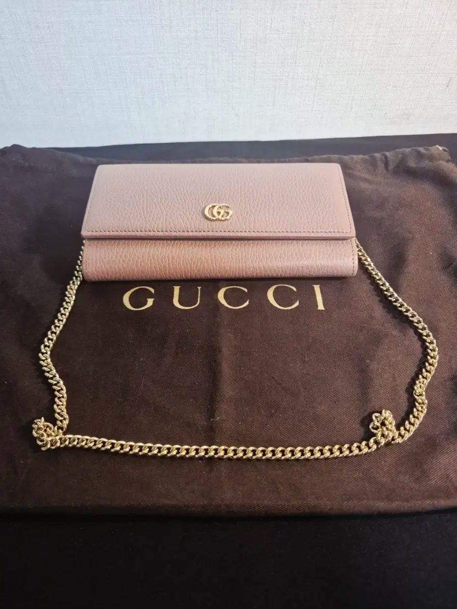 GUCCI グッチ マーモント woc チェーンバッグ