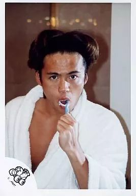 中古】生写真(ジャニーズ) 光GENJI/諸星和己/バストアップ・衣装白