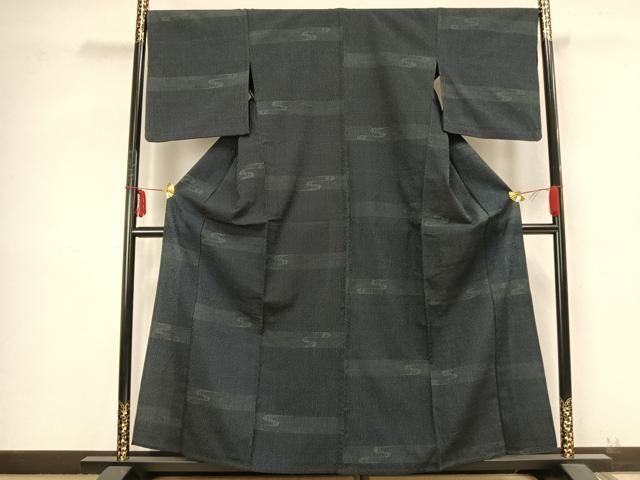 平和屋着物 本塩沢 単衣 110亀甲 横段文 正絹 AABB2248fy