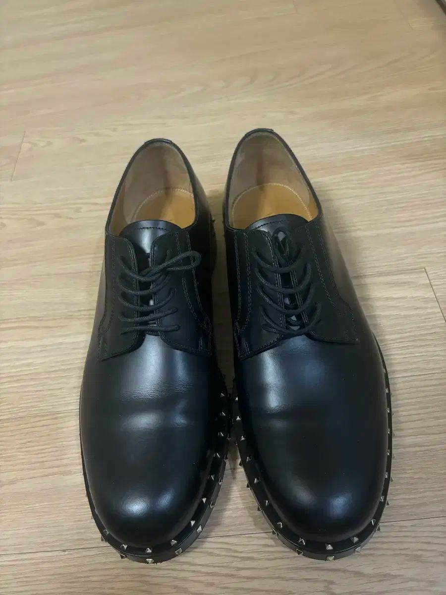 VALENTINO ヴァレンティノ ロックスタッズ 靴 42 サイズ