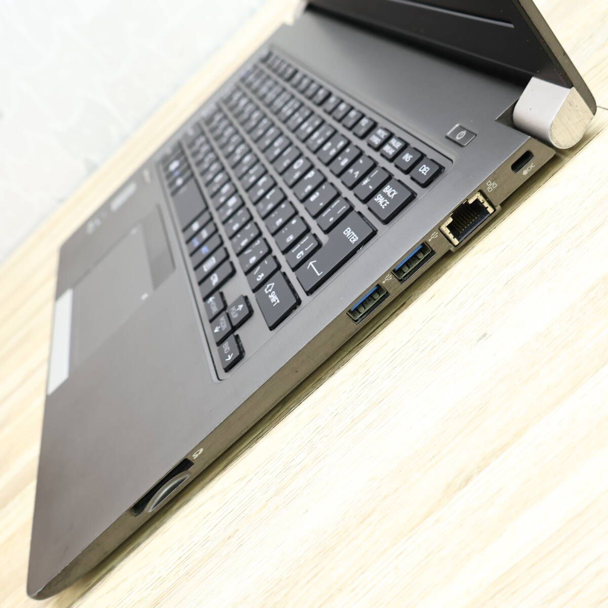 ☆完動品 開けばキレイ 高性能5世代i5！SSD128GB メモリ8GB☆R63/P